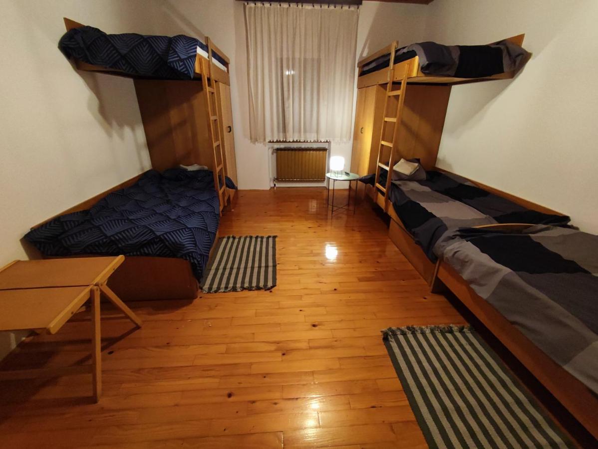 Family Hostel Pivka Εξωτερικό φωτογραφία