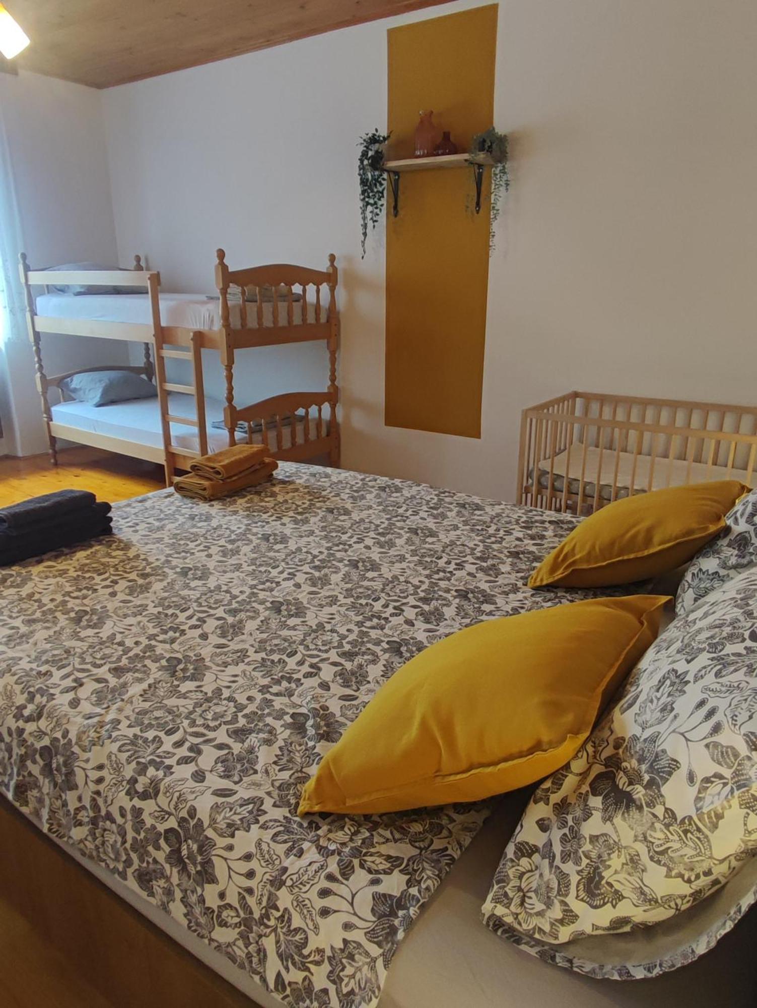 Family Hostel Pivka Εξωτερικό φωτογραφία